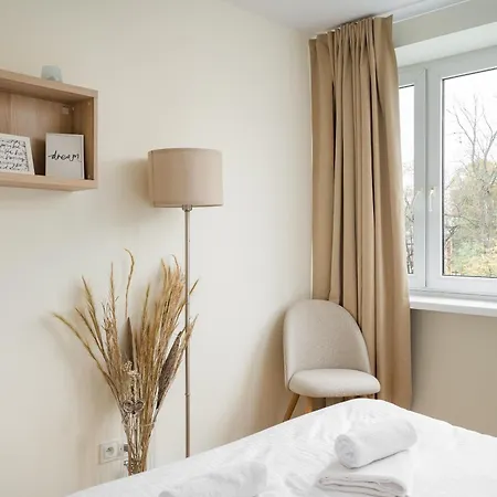 Powisle Spacious Apartment *