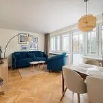 公寓 Powisle Spacious By Bookinghost *